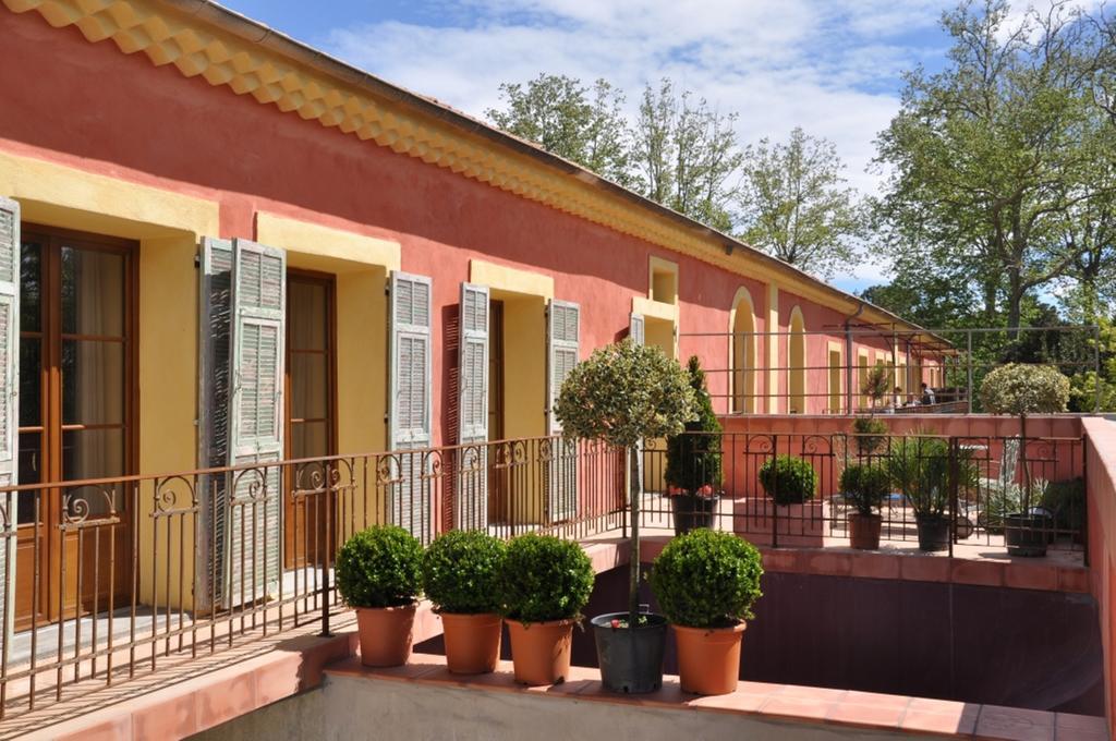 Vinauberge Poilhes Exterior photo
